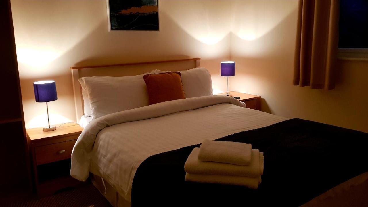 The Auld Triangle Bed and Breakfast Loughrea Buitenkant foto