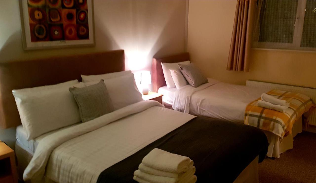 The Auld Triangle Bed and Breakfast Loughrea Buitenkant foto